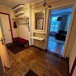 Family Apartment Near Kadriorg Swan Pond
